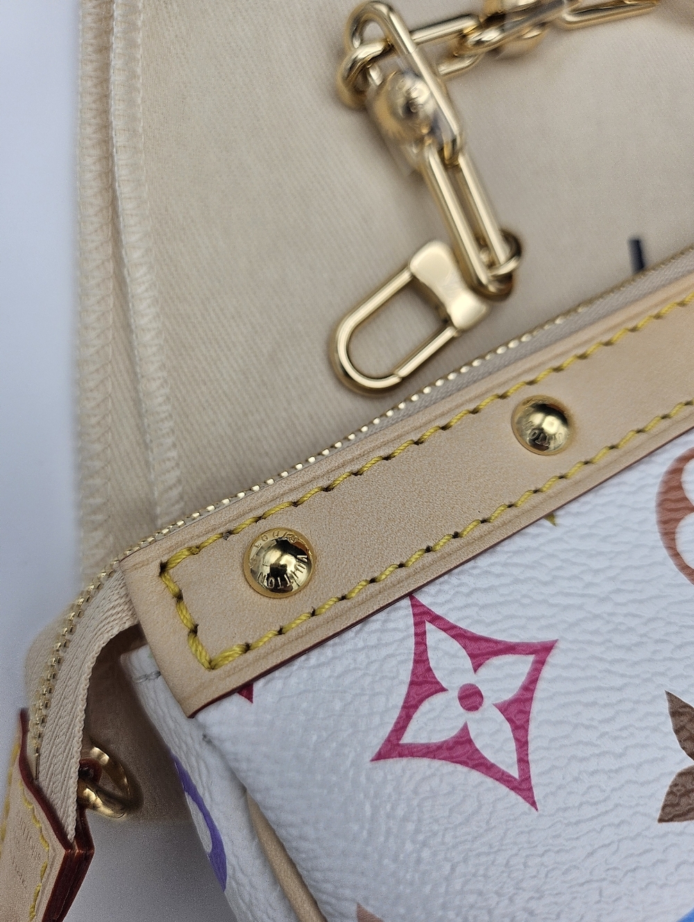 Brand new authentic Louis Vuitton LV x TM Pochette Accessoires, Multicolor - Picture 17 of 17